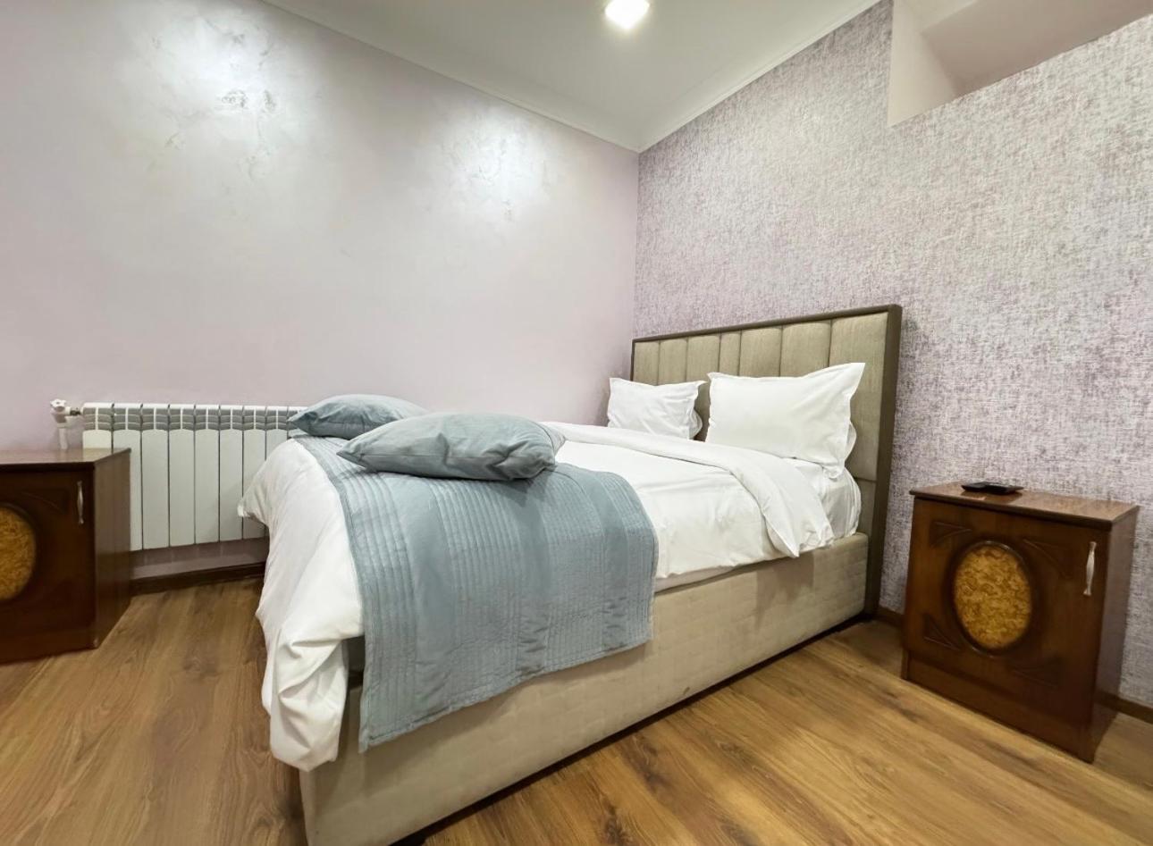 Yerevan Hotel الغرفة الصورة