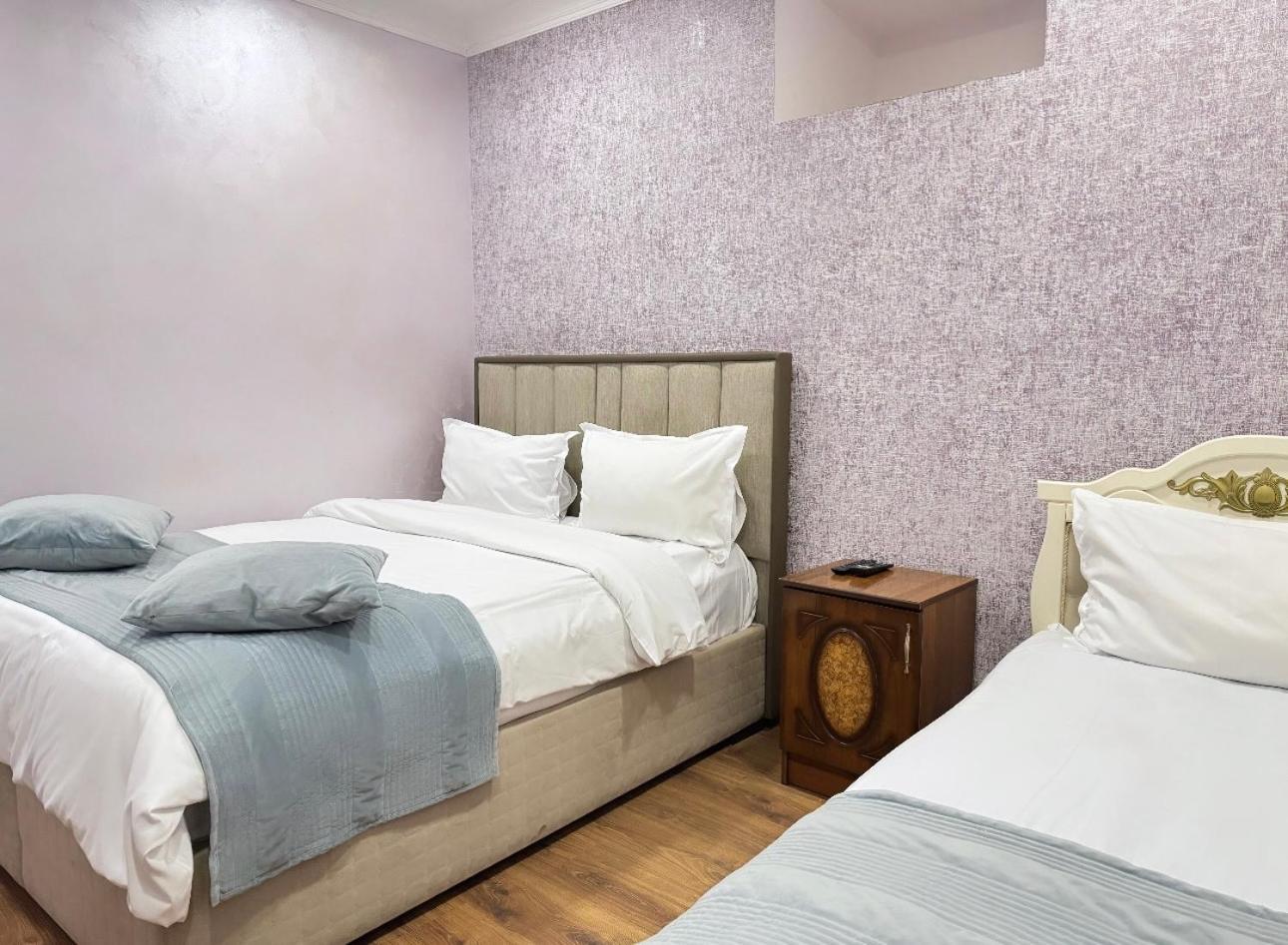 Yerevan Hotel الغرفة الصورة