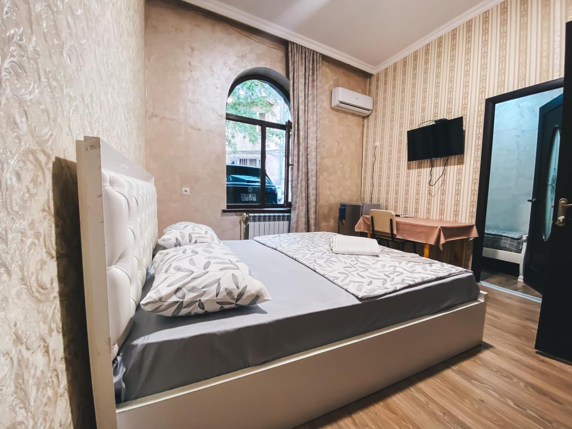 Yerevan Hotel الغرفة الصورة