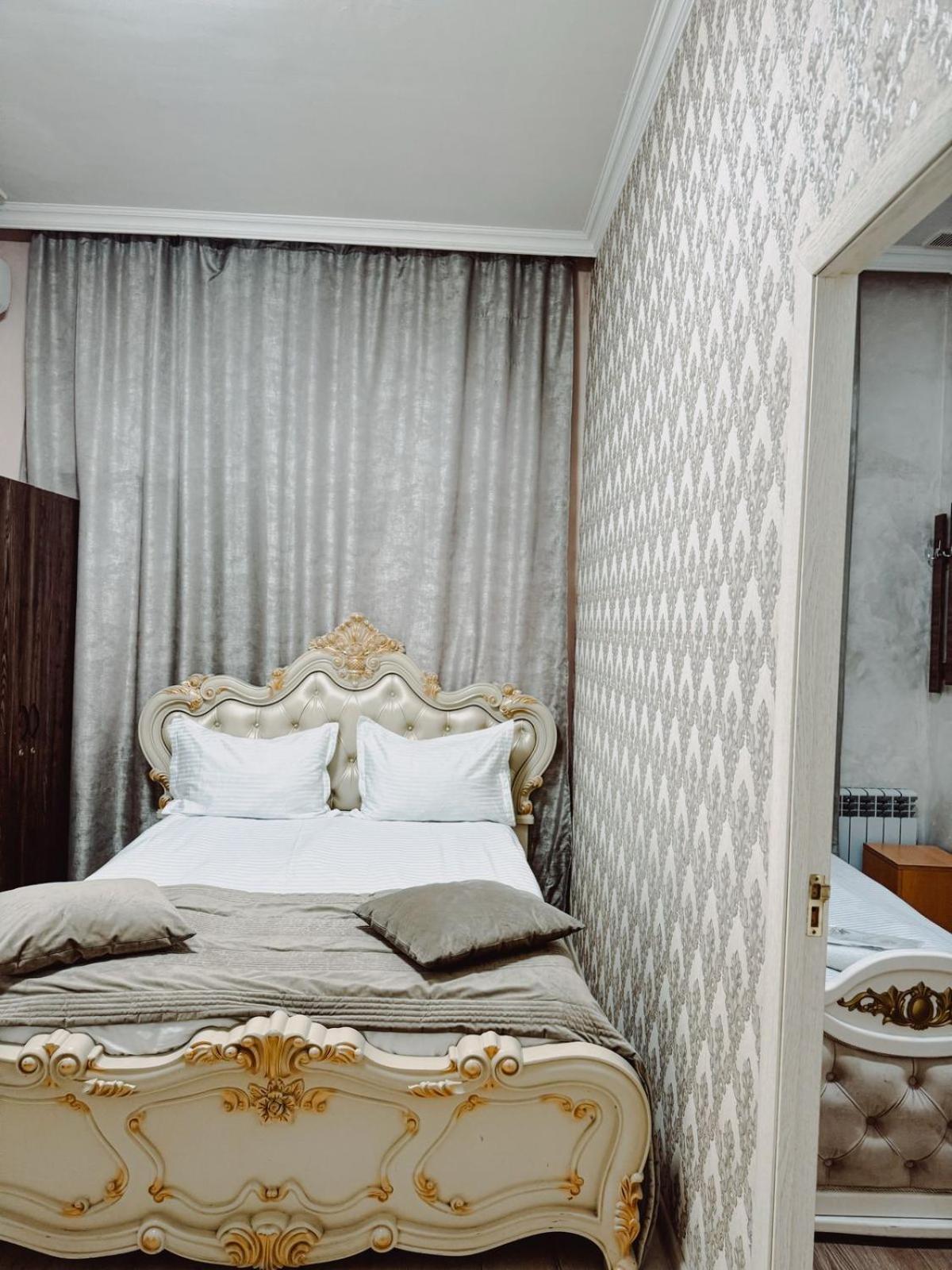 Yerevan Hotel الغرفة الصورة